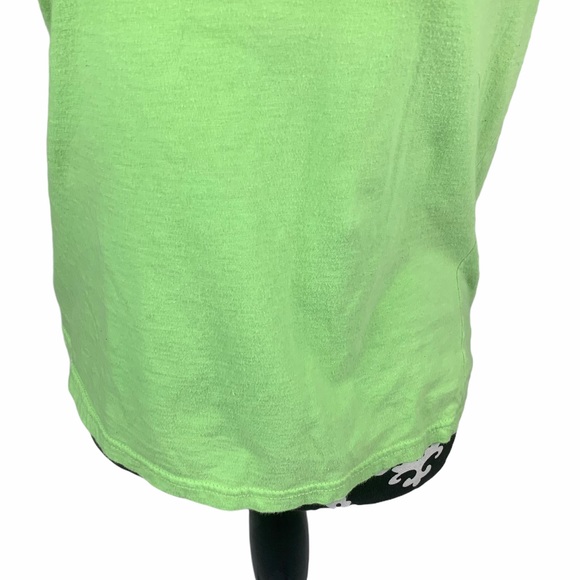 🍀Y2K St. Patricks Day Green Graphic Tee Semi-Crop - Picture 3 of 7